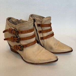 A.S. 98 Free People cream distressed‎ leather Buckle Heel Ankle boots Size 36